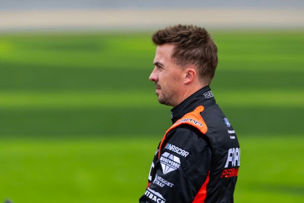 Frankie Muniz sends a message of strength to NASCAR rival after ‘multi-car accident’