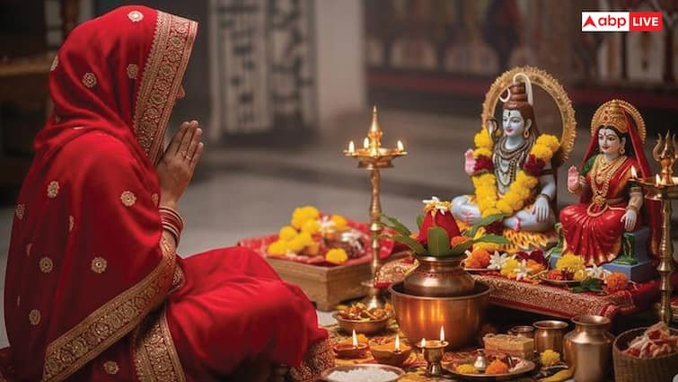 Karwa Chauth Katha in Hindi: करवा चौथ की पूजा में पढ़ें वीरावती ये कथा, अखंड रहेगा सौभाग्य