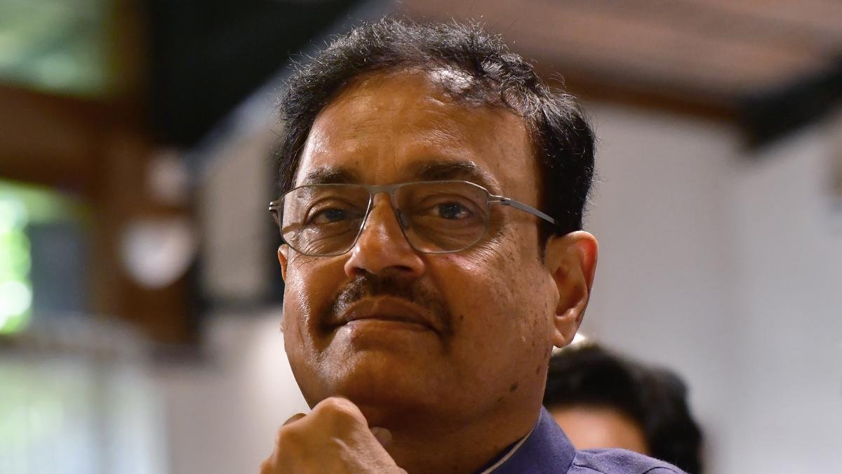 Mumbai Cricket Association to install Dilip Vengsarkar’s statue at Wankhede Stadium