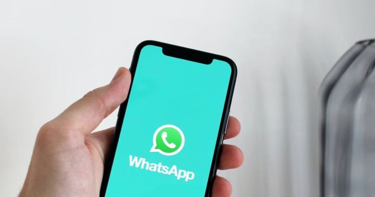 Whatsapp upcoming feature cover photo for profile account like facebook see screenshot- WhatsApp का नया फीचर, अब सभी यूज़र्स एक नहीं, दो-दो लगा पाएंगे फोटो, जानिए क्या है ये और कैसे करेगा काम?