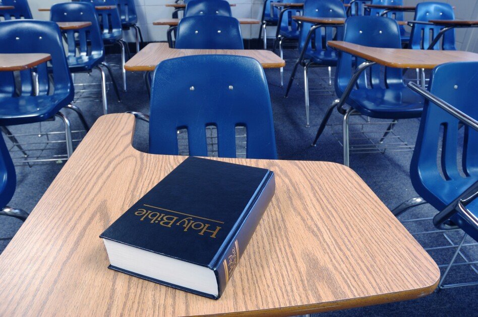 New Okla. Schools Superintendent Rescinds Mandate for Bible Instruction in Schools