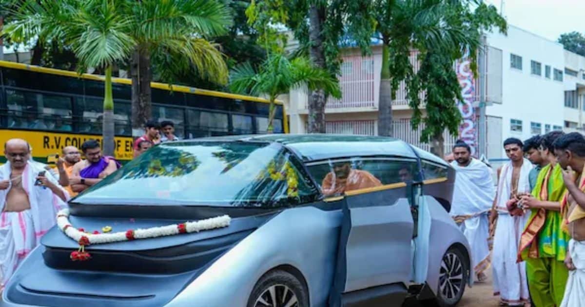 Video: देखती रह गई एलन मस्क की टेस्ला! तैयार हो गई इंडिया की पहली ड्राइवरलेस कार